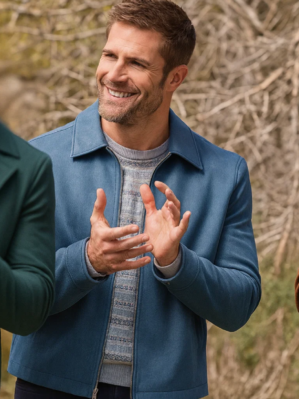 Finding Mr. Christmas Season 02 Davey Fisher Blue Jacket