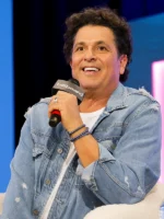 Billboard-Latin-Music-Week-2025-Carlos-Vives-Jacket