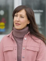 Charlene-Amoia-A-Royal-Christmas-Tail-Jacket