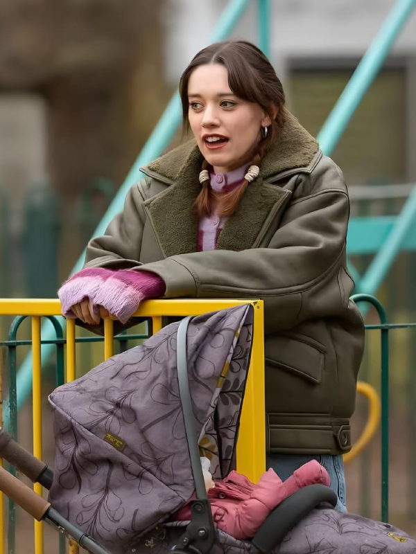 Daddy-Issues-S02-Aimee-Lou-Wood-Green-Shearling-Leather-Jacket