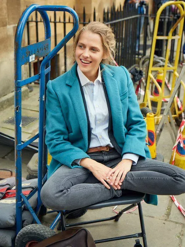 Diana-Bishop-A-Discovery-of-Witches-Teresa-Palmer-Blue-Long-Coat