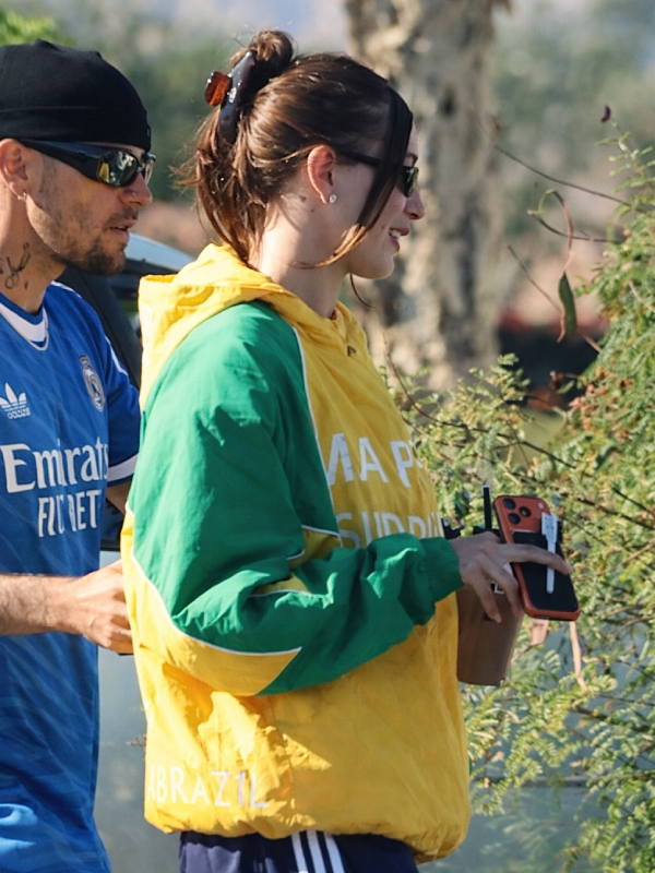 Hooded Full Zip Hailey Bieber Jacket in Green and Yellow