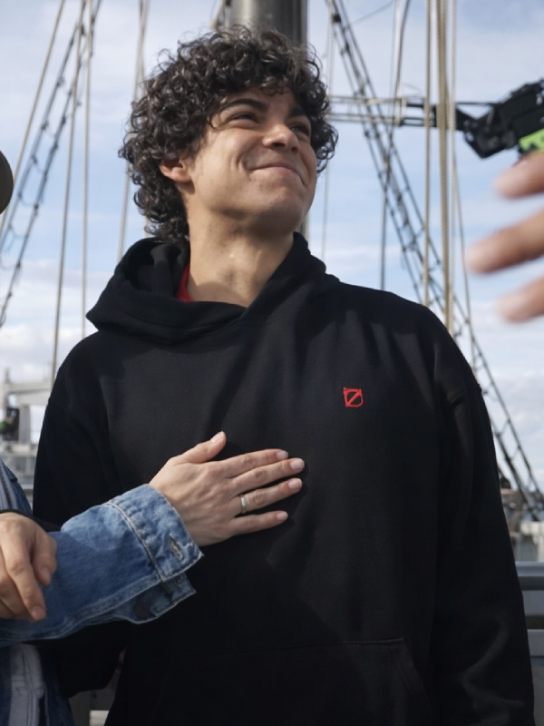 Inaki-Godoy-One-Piece-S02-Monkey-D.-Luffy-Hoodie