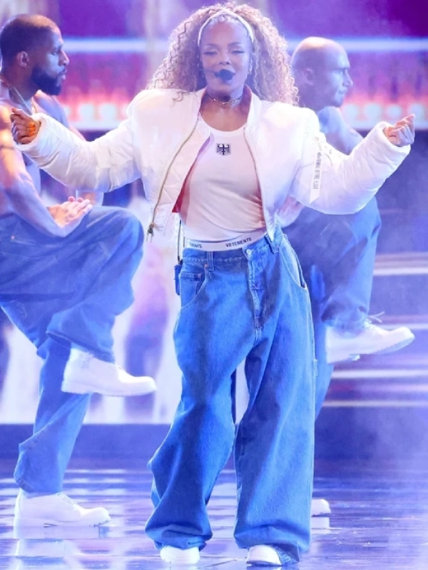 Janet-Jackson-White-Jacket