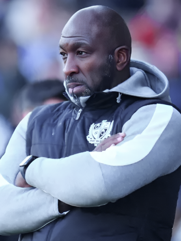 Manager-Darren-Blue-Vest