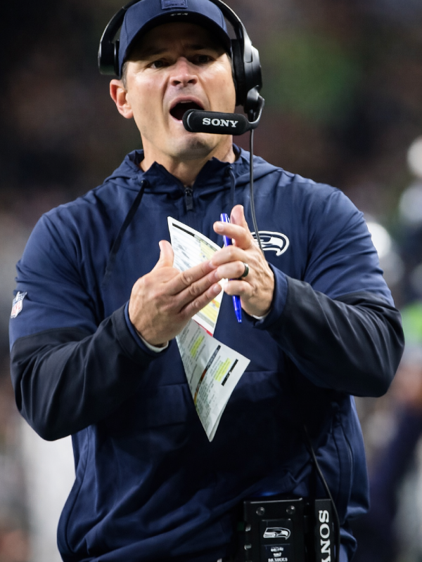 Recreation Mike MacDonald Seattle Seahawks 2025 Sideline Anorak Half Zip Hooded Jacket