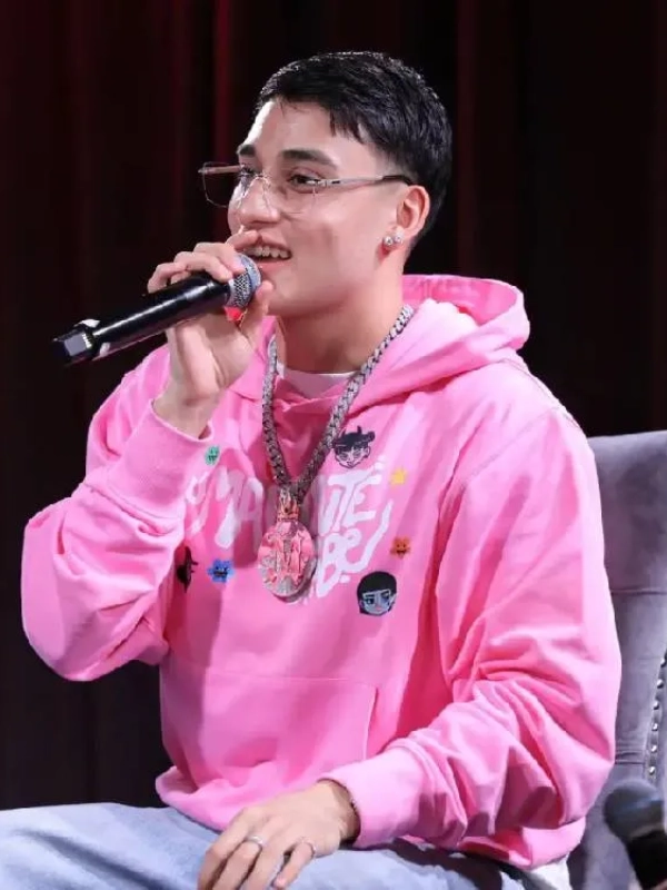 Spotlight-Pink-Hoodie