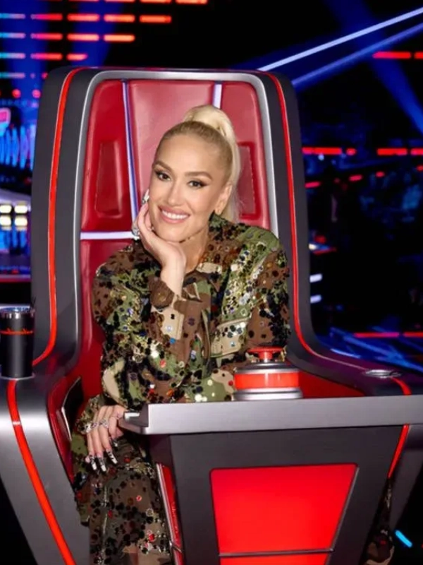 The-Voice-Gwen-Stefani-Embellished-Camo-Jacket