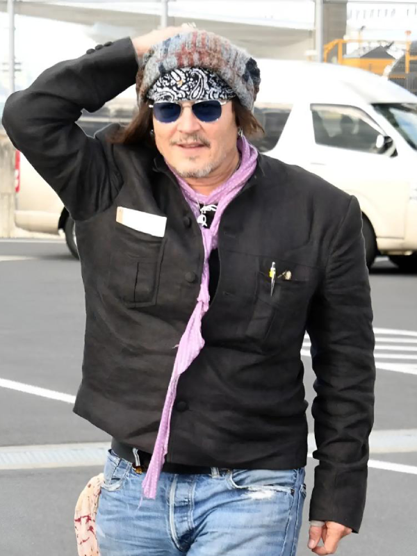 Tokyo-Art-Exhibition-Johnny-Depp-Jacket