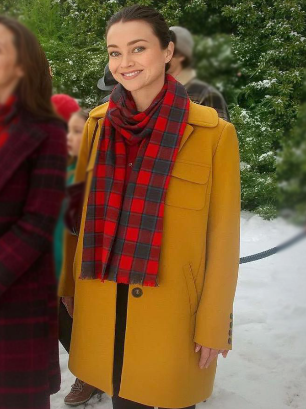 We-Met-in-December-Isabelle-Boulton-Coat