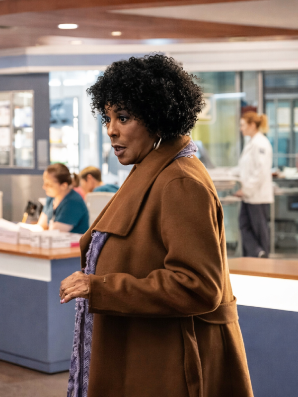 Angela-Elayne-Gibbs-Chicago-S11-Grace-Coat