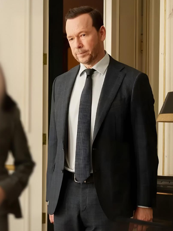 Boston-Blue-Donnie-Wahlberg-Blazer