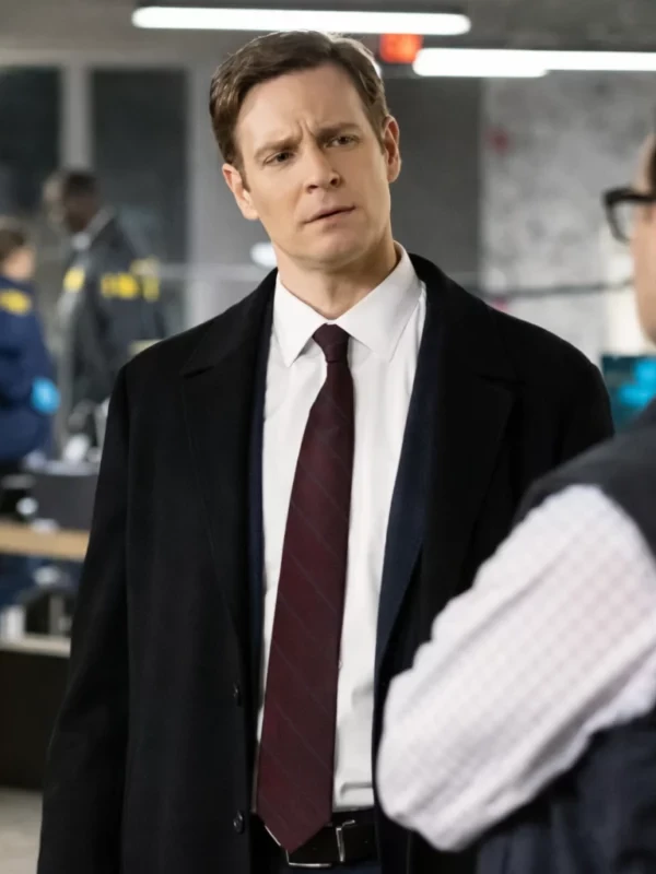CIA S01 Bill Goodman Nick Gehlfuss Black Coat