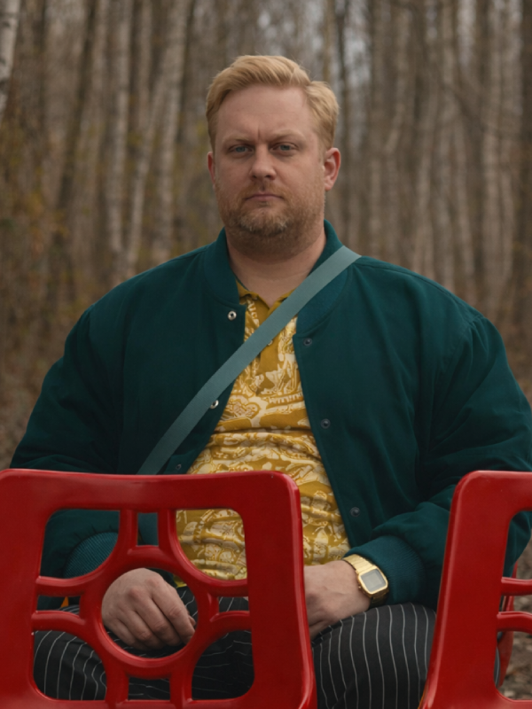 Crap-Happens-Dimitrij-Schaad-Carrera-Green-Jacket