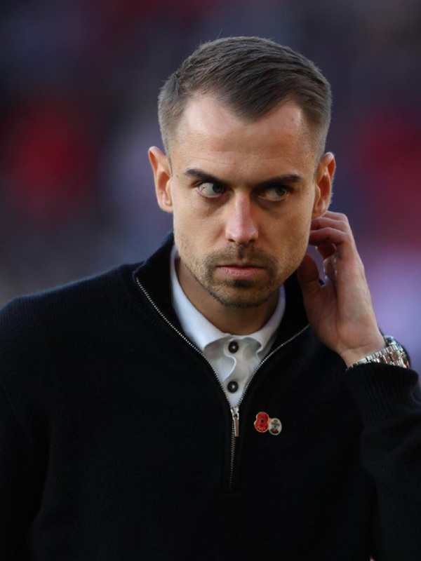 Southampton-FC-Coach-Eckert-Black-Jacket