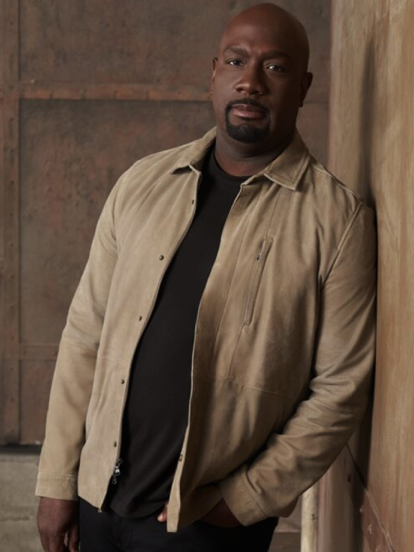 The-Rookie-S08-Promo-Richard-T.-Jones-Jacket