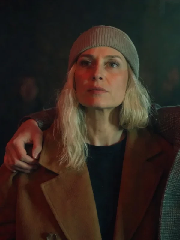 Unfamiliar Meret Schafer Susanne Wolff Brown F Coat