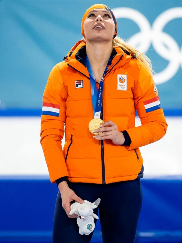 Milano-Cortina-2026-Team-Netherlands-Orange-Puffer-Jacket