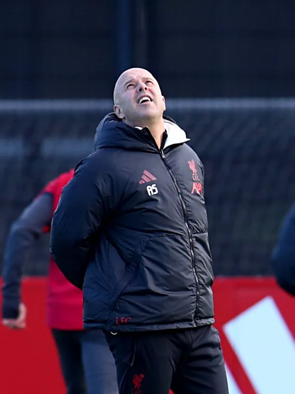 Champions-League-2025-Dutch-Manager-Arne-Slot-lack-Puffer-Jacket