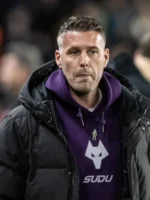 Coach-Rob-Edwards-Wolverhampton-Wanderers-FC-Black-Hooded-Puffer-Jacket