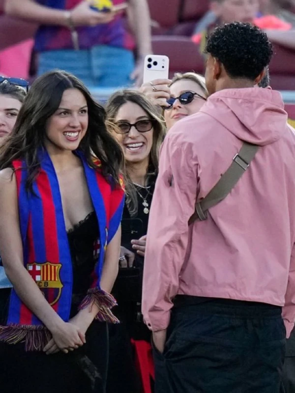 Camp Nou Stadium 2026 Lamine Yamal Pink Jacket First
