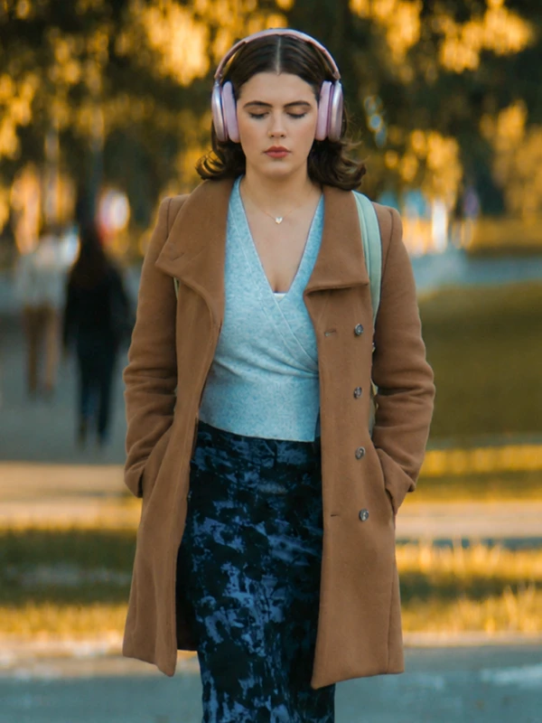 Off Campus S01 Hannah Wells Brown Coat