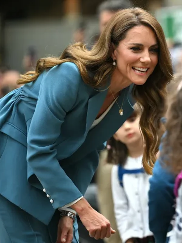 Reggio Emilia Visit Kate Middleton Blazer First