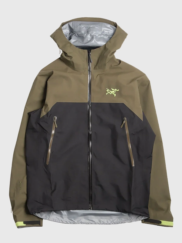 Suga-Stanford-Stadium-Soundcheck-Arcteryx-Tour-Jacket