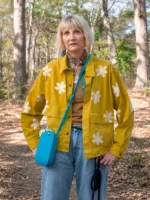 The Four Seasons S02 Kerri Kenney Yellow Jacket